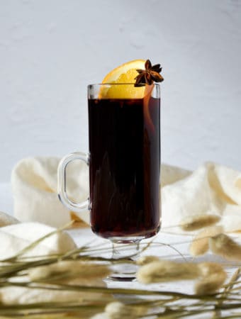 Easy Spiced Mulled Wine