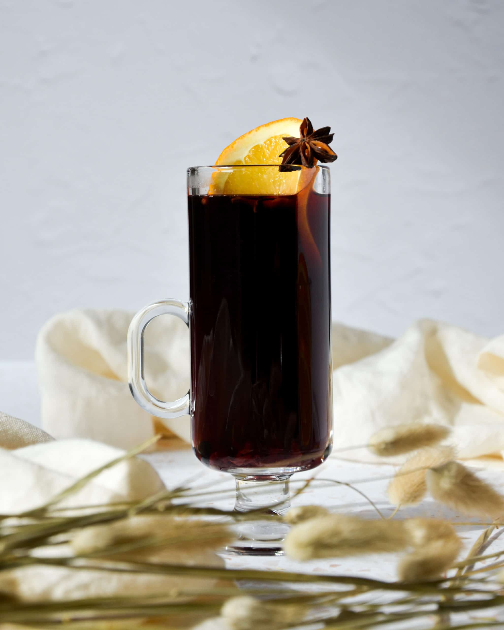 mulled wine,easy,spiced mulled wine,hot wine