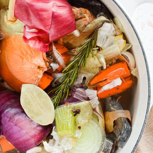How to Make Vegetable Stock from Leftover Veggies