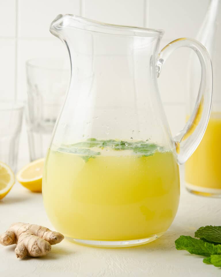 Simple Mint and Ginger Lemonade - Elise Tries To Cook
