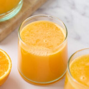 Freshly Squeezed Orange Juice (Without a Juicer!)